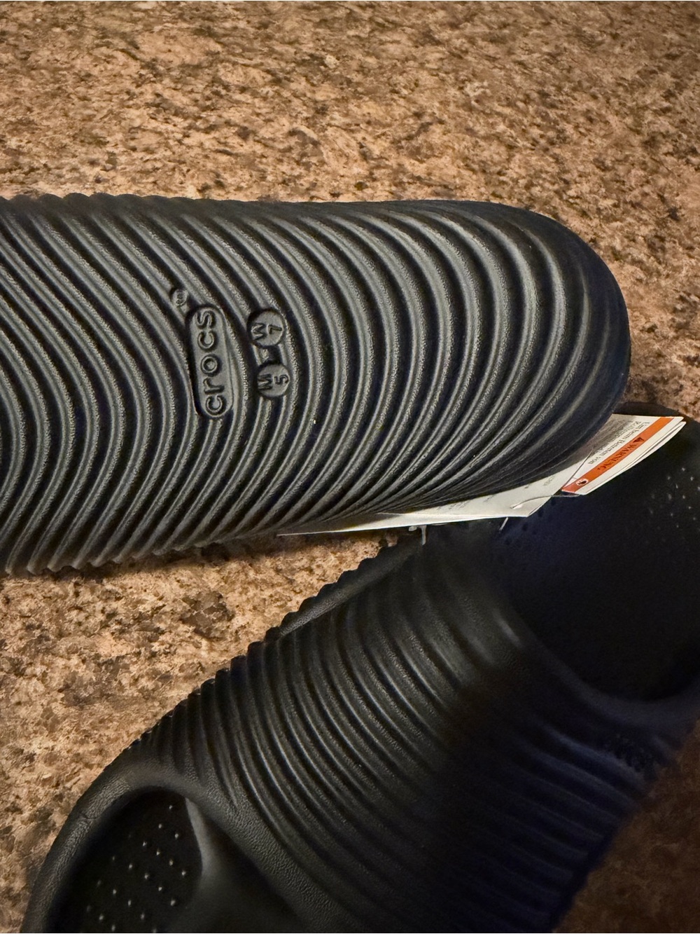 Crocs Mellow Tide Recovery Women’s Slip On Black Slides (Size 7) - Picture 9 of 10